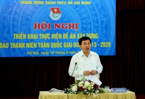 Đồng chí Nguyễn Mạnh Dũng, Bí thư thường trực T.Ư Đoàn TNCS Hồ Chí Minh chủ trì hội nghị