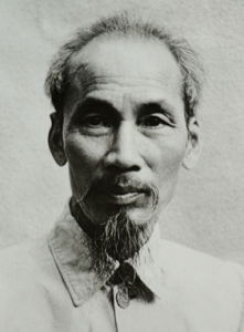 Tóm tắt tiểu sử của chủ tịch Hồ Chí Minh