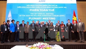 Chủ tịch Quốc hội Nguyễn Thị Kim Ngân, Chủ tịch APPF 26 chụp ảnh chung với các đại biểu.