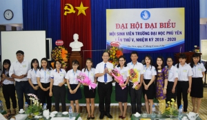 Ra mắt Ban chấp hành Hội Sinh viên Trường Đại học Phú Yên nhiệm kỳ 2018 - 2020.