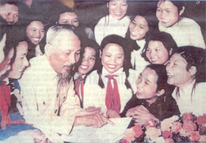 Tư tưởng Hồ Chí Minh về chăm sóc, bồi dưỡng thế hệ trẻ