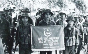 Thanh niên xung phong làm lễ xuất quân phục vụ chiến đấu biên giới Tây Nam - Ảnh: Tư liệu.