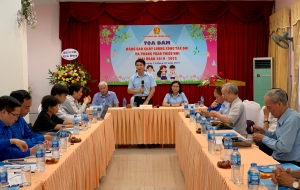 Đồng chí Nguyễn Ngọc Lương- Bí thư T.Ư Đoàn, Chủ tịch Hội đồng Đội T.Ư phát biểu trao đổi  tại buổi tọa đàm.