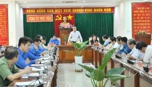 Đồng chí Phạm Đại Dương, Ủy viên Trung ương Đảng, Bí thư Tỉnh ủy phát biểu chỉ đạo tại buổi làm việc.