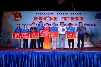 Hội thi tuyên truyền ca khúc cách mạng huyện Phú Hòa năm 2024