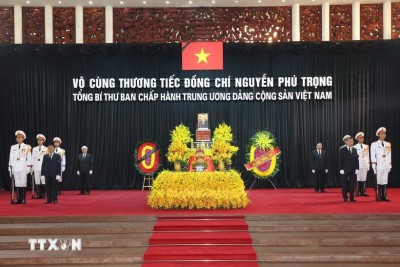 Linh cữu Tổng Bí thư Nguyễn Phú Trọng quàn tại Nhà tang lễ Quốc gia số 5 Trần Thánh Tông, Hà Nội. Ảnh: TTXVN