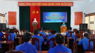 Tập huấn 28 cán bộ Đoàn trường học khối THPT tỉnh Phú Yên, năm học 2024 - 2025