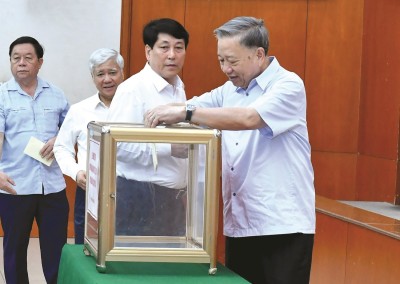 Tổng Bí thư, Chủ tịch nước Tô Lâm tại Lễ phát động toàn dân ủng hộ đồng bào bị thiệt hại do cơn bão số 3 gây ra (tháng 9/2024). Ảnh: TTXVN.