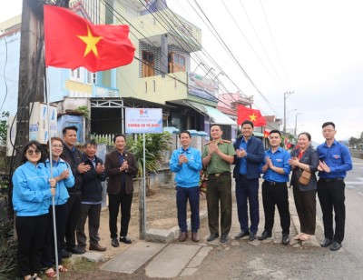 Tuổi trẻ là mùa xuân của xã hội