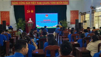 Quang cảnh chương trình tọa đàm.