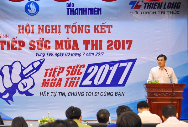 Đồng chí Lê Quốc Phong - Ủy viên dự khuyết BCH Trung ương Đảng, Bí thư thứ nhất BCH Trung ương Đoàn, Chủ tịch Hội SVVN phát biểu tại hội nghị