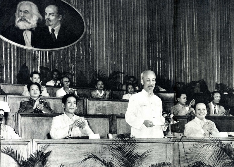 Chủ tịch Hồ Chí Minh đọc diễn văn khai mạc Đại hội đại biểu toàn quốc Đảng Lao động Việt Nam, ngày 5/9/1960. (Ảnh: Tư liệu TTXVN).
