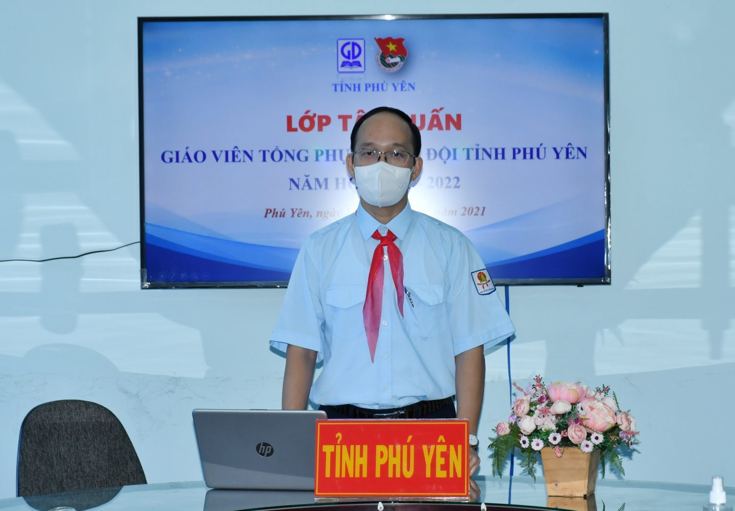 Anh Trần Minh Trí - Phó Bí thư Tỉnh Đoàn, Chủ tịch Hội đồng Đội tỉnh phát biểu khai mạc Lớp tập huấn.