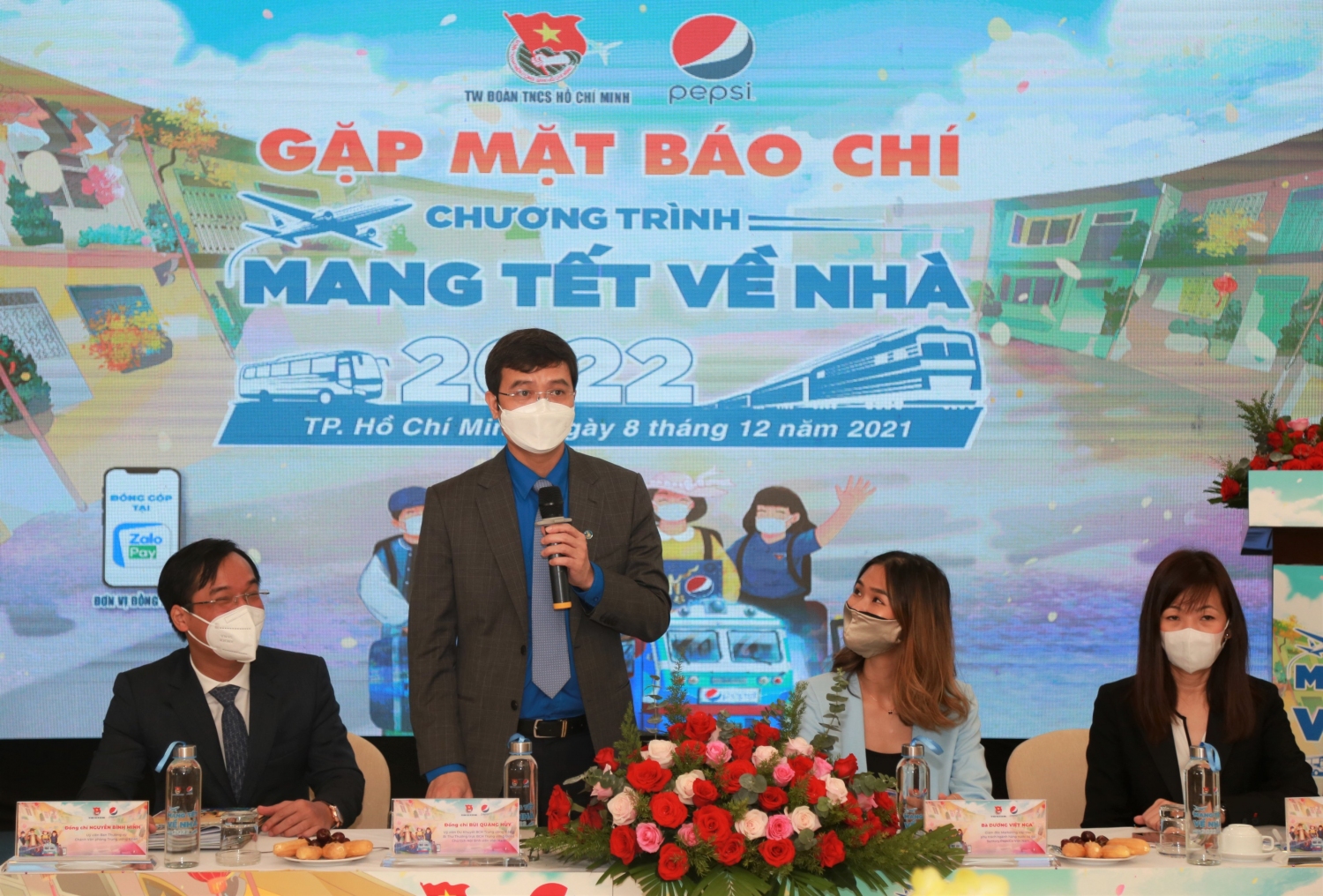 Đồng chí Bùi Quang Huy - Ủy viên dự khuyết BCH Trung ương Đảng, Bí thư thường trực Trung ương Đoàn, Chủ tịch Hội Sinh viên Việt Nam phát biểu tại buổi gặp mặt báo chí phát động chương trình "Mang Tết về nhà" năm 2022.