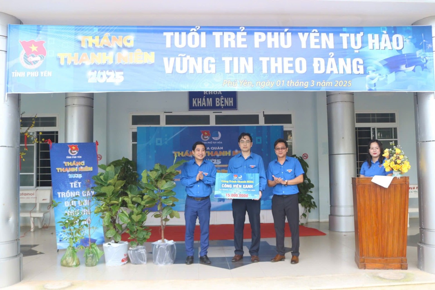 Thực hiện công trình "Công viên xanh".