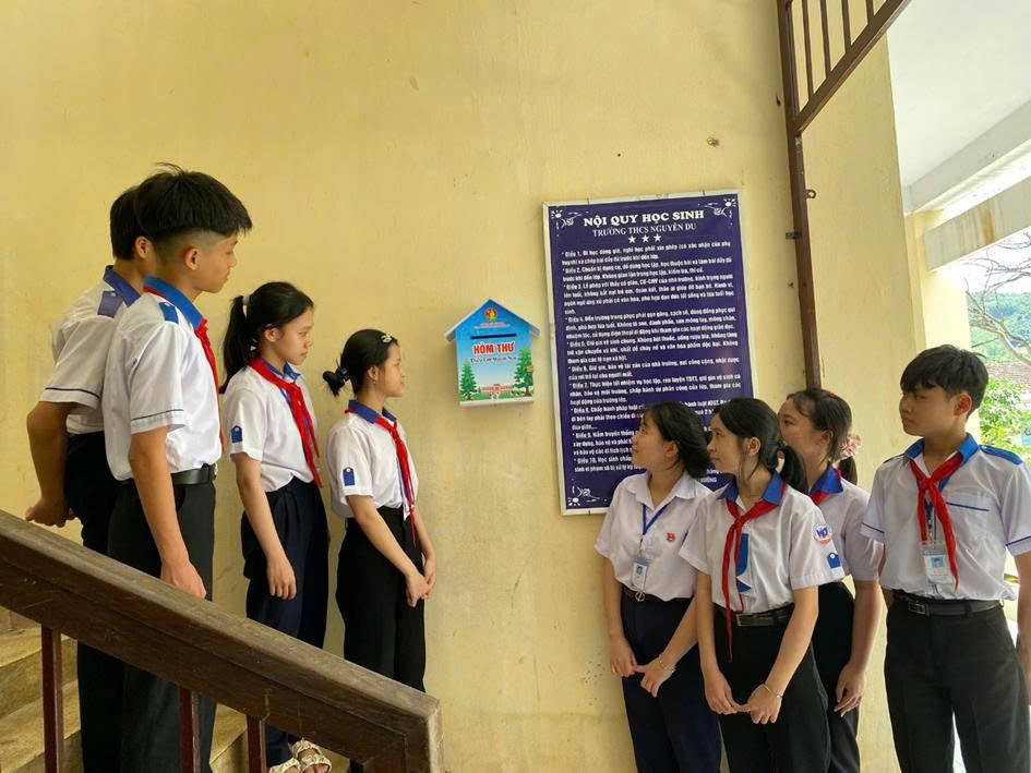 Hòm thư "Điều em muốn nói" tại huyện Đồng Xuân.